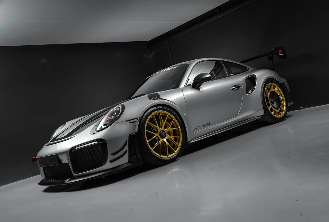 2018 Porsche 991 GT2 RS - Image 11 of 21
