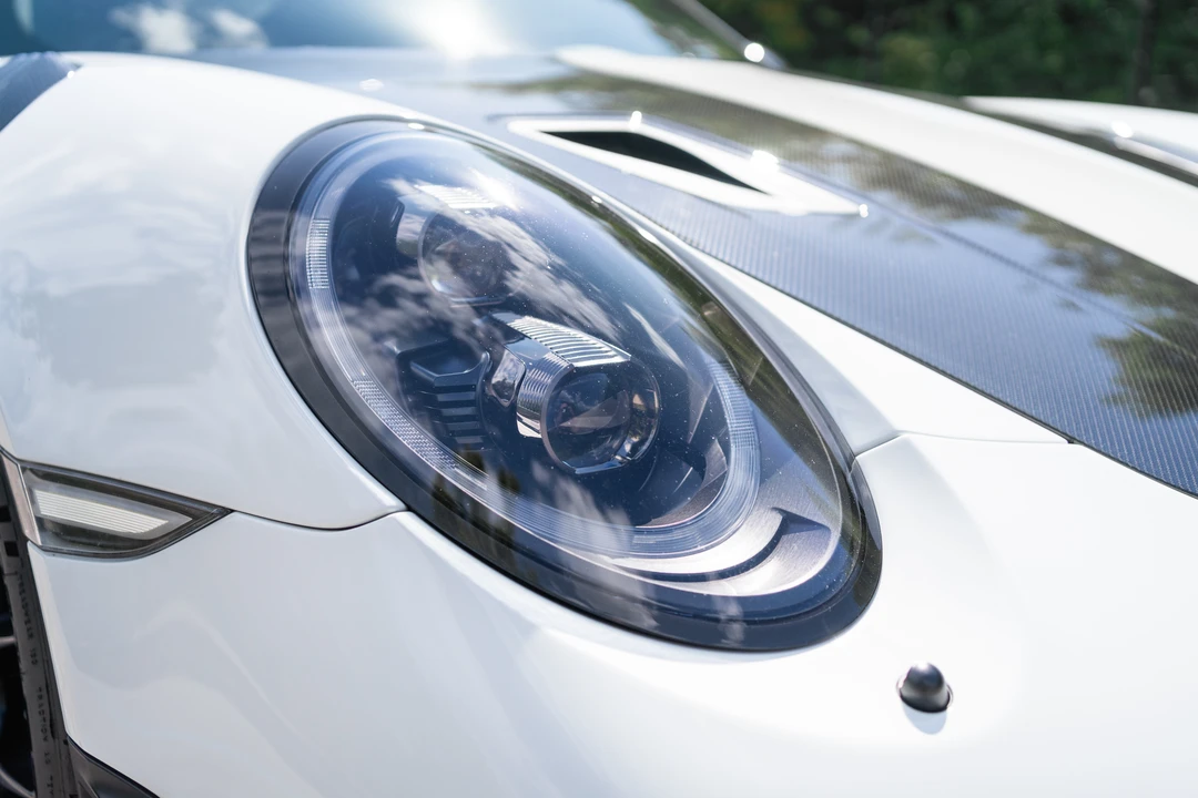 2018 Porsche 991 GT2 RS - Image 27 of 31