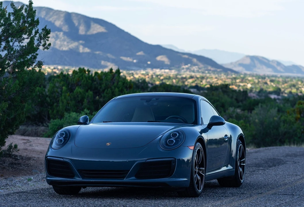2018 Porsche 991 Carrera T - Image 2 of 31