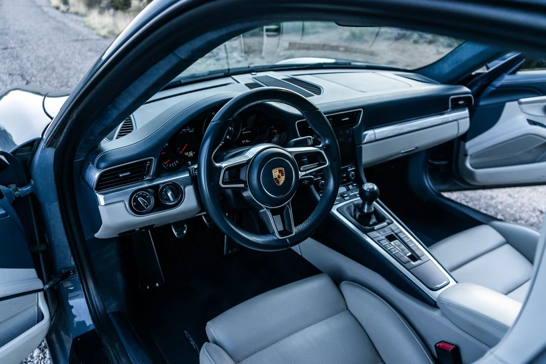 2018 Porsche 991 Carrera T - Image 9 of 31
