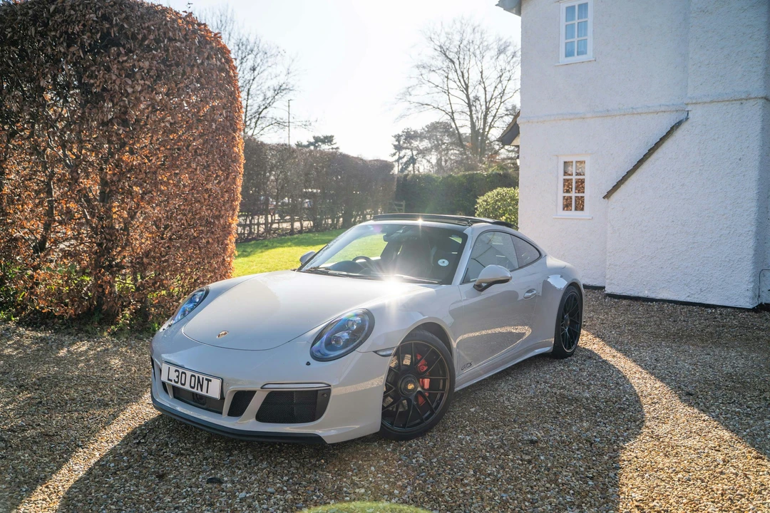 2018 Porsche 991 Carrera GTS - Image 9 of 21