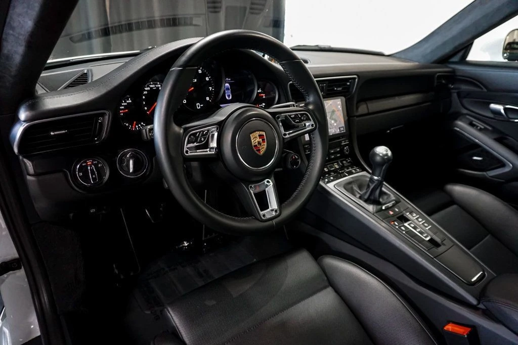 2018 Porsche 991 Carrera GTS - Image 9 of 12