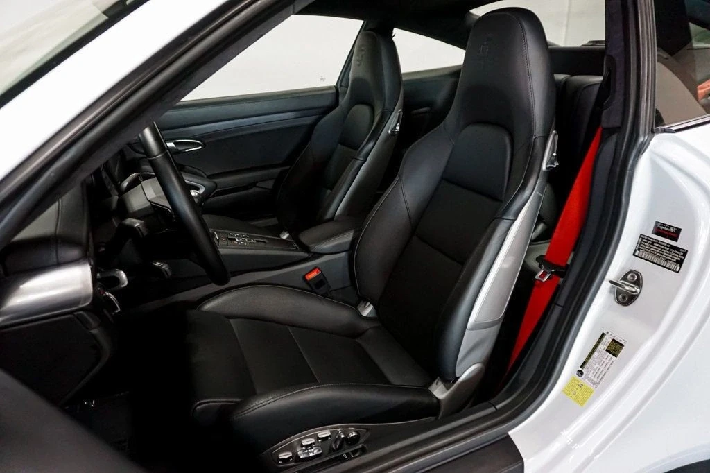 2018 Porsche 991 Carrera GTS - Image 8 of 12