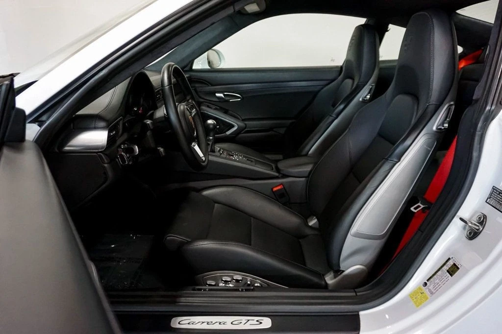 2018 Porsche 991 Carrera GTS - Image 7 of 12
