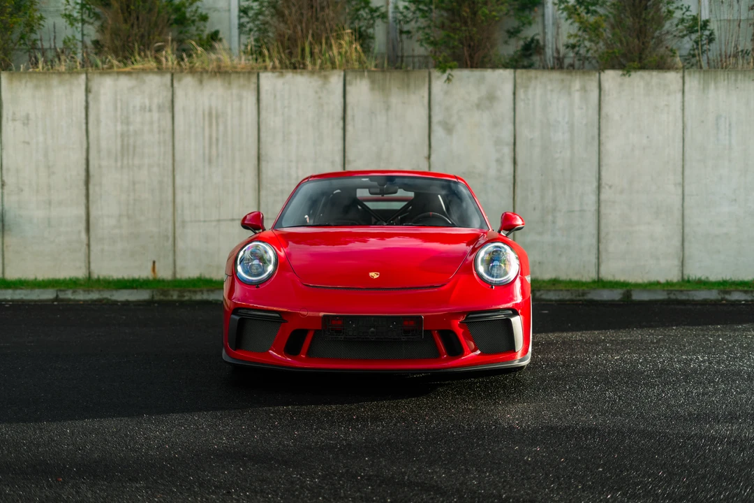 2018 Porsche 991 Carrera - Image 2 of 31