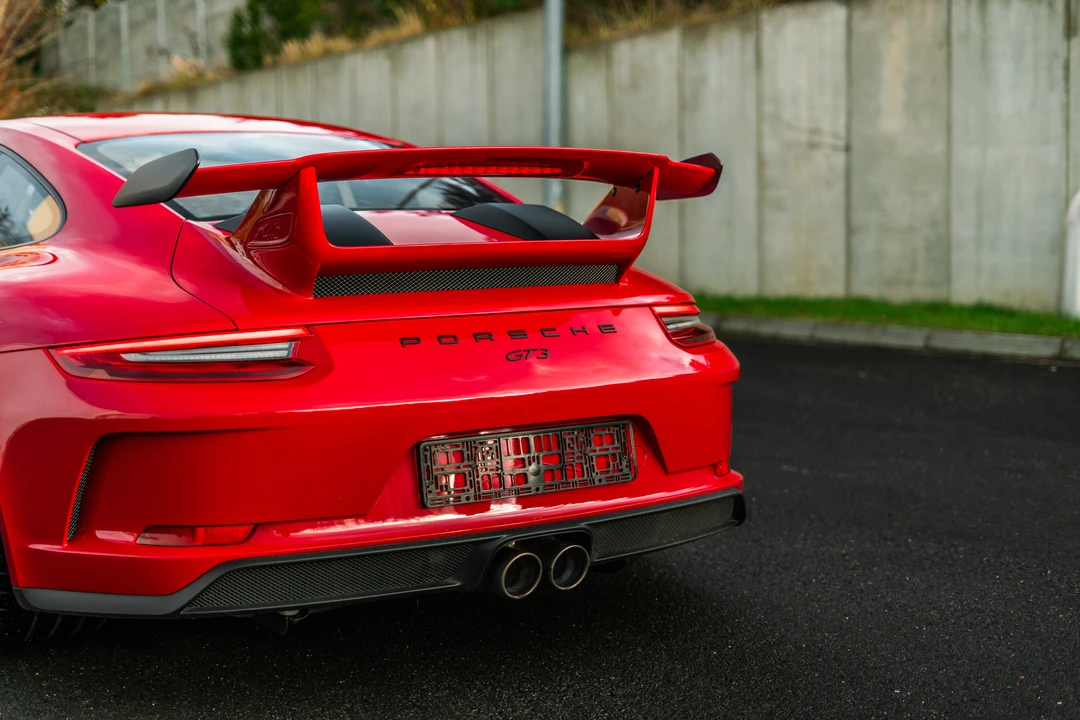 2018 Porsche 991 Carrera - Image 17 of 31