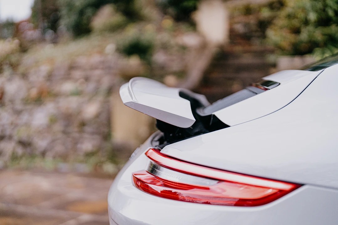 2018 Porsche 991 Carrera - Image 27 of 31