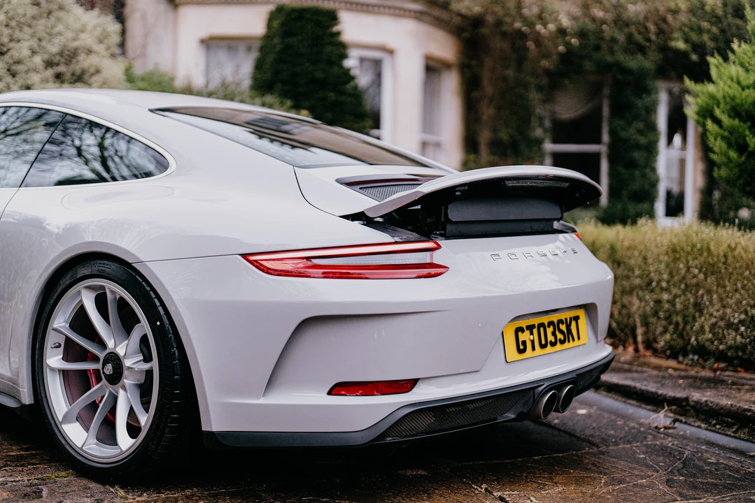 2018 Porsche 991 Carrera - Image 28 of 31