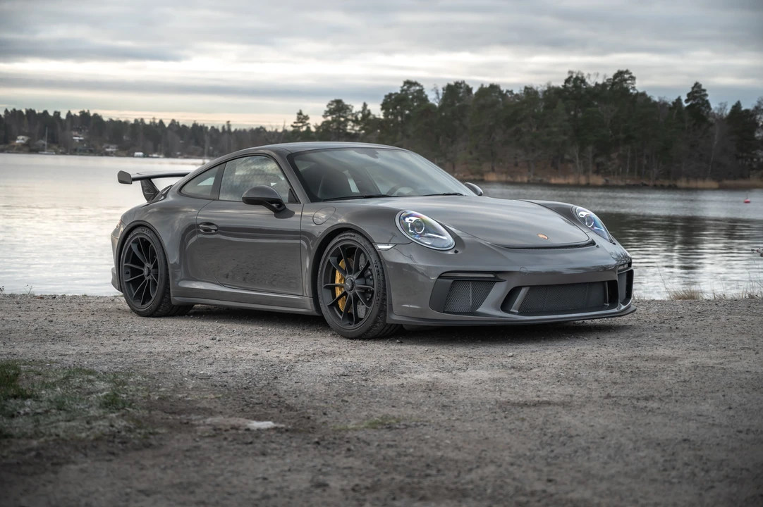 2018 Porsche 991 GT3 - Image 16 of 31