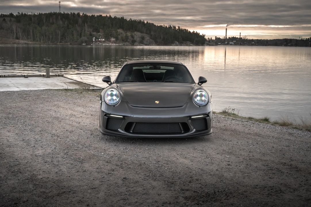 2018 Porsche 991 GT3 - Image 19 of 31