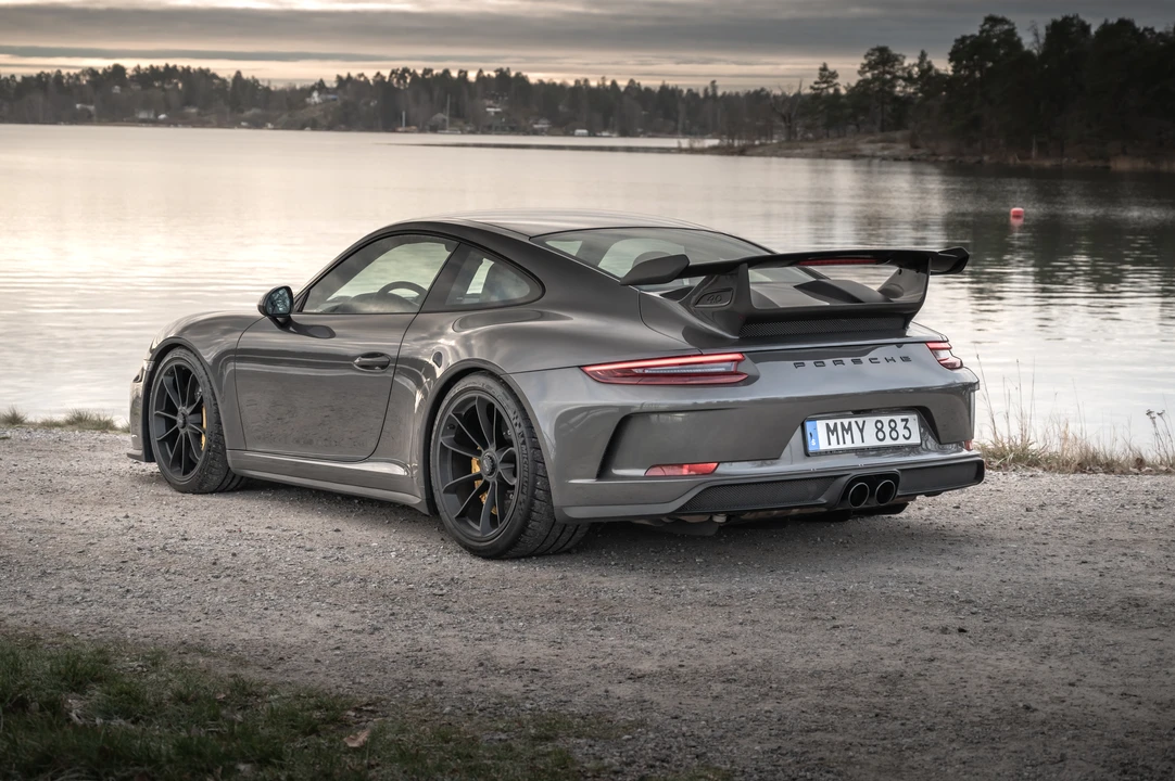 2018 Porsche 991 GT3 - Image 24 of 31