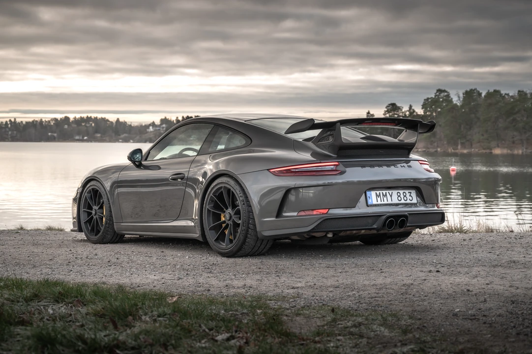 2018 Porsche 991 GT3 - Image 25 of 31