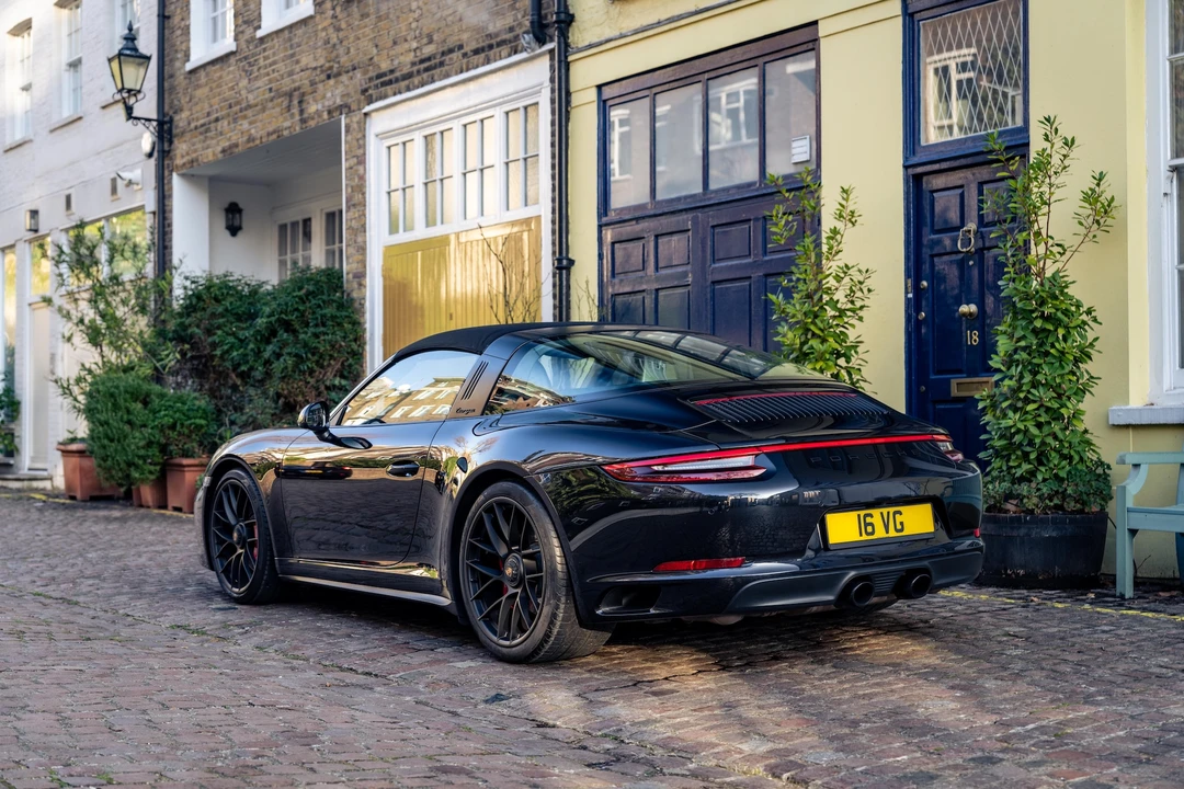2018 Porsche 991 Carrera - Image 5 of 31