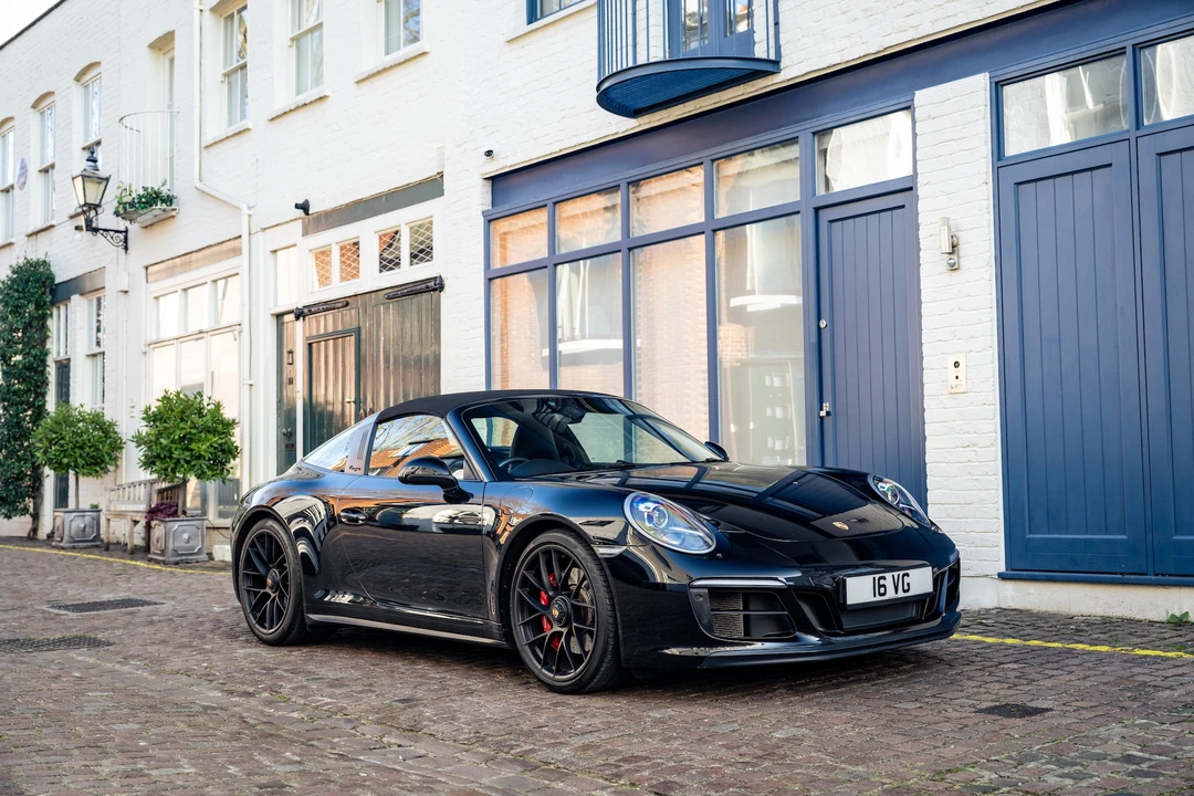 2018 Porsche 991 Carrera - Image 17 of 31