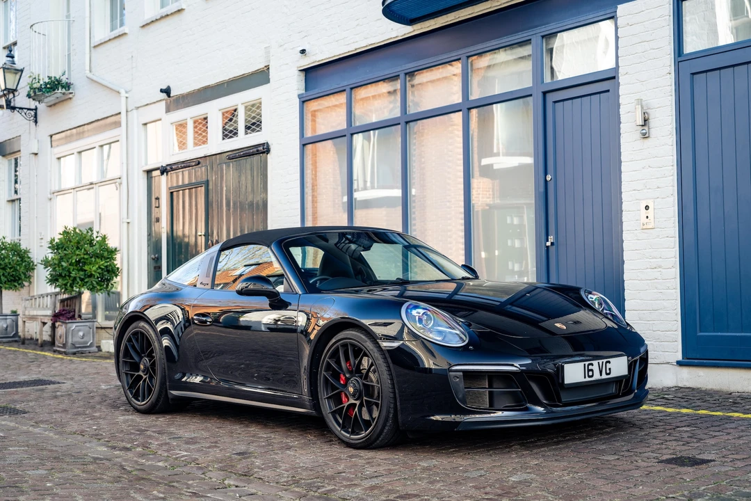 2018 Porsche 991 Carrera - Image 9 of 31