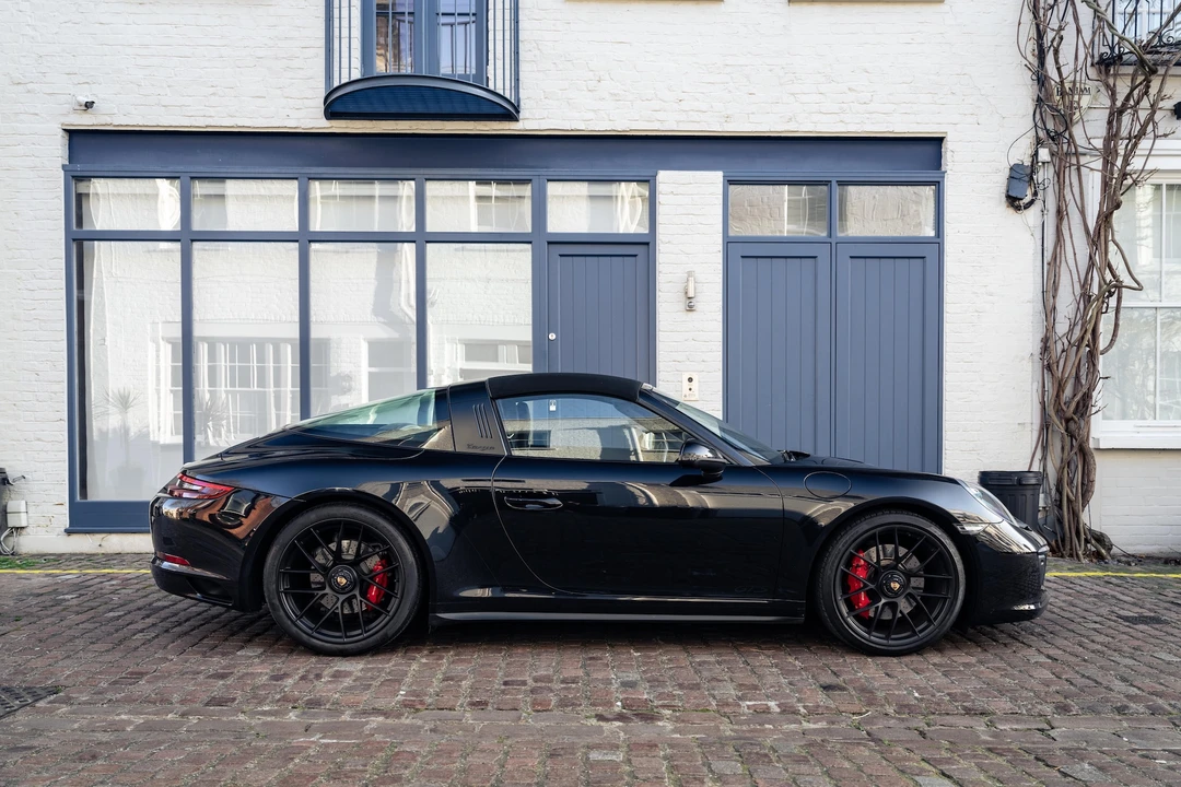 2018 Porsche 991 Carrera - Image 8 of 31