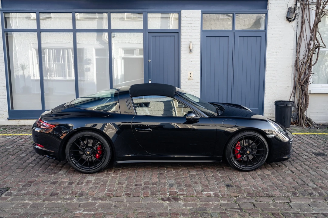 2018 Porsche 991 Carrera - Image 16 of 31