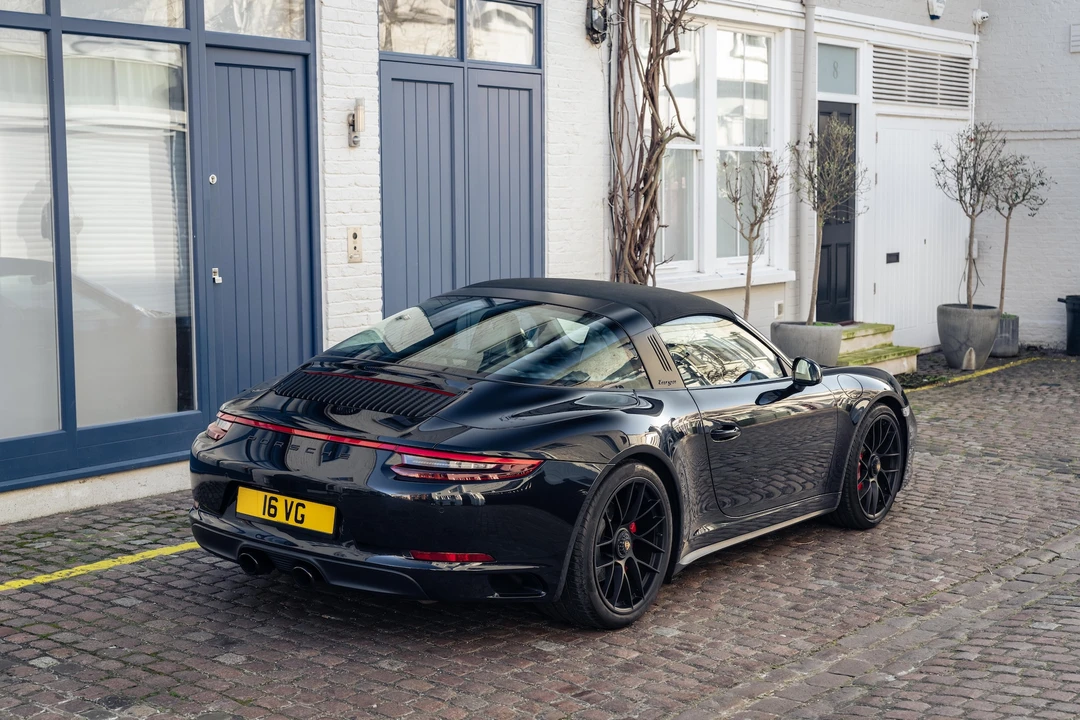 2018 Porsche 991 Carrera - Image 20 of 31