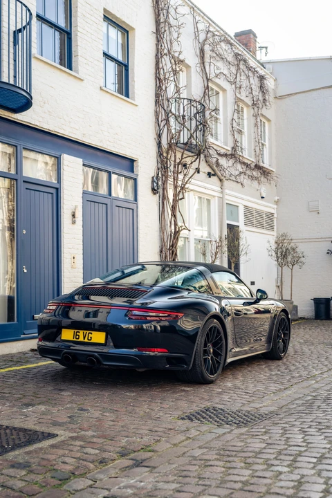 2018 Porsche 991 Carrera - Image 21 of 31