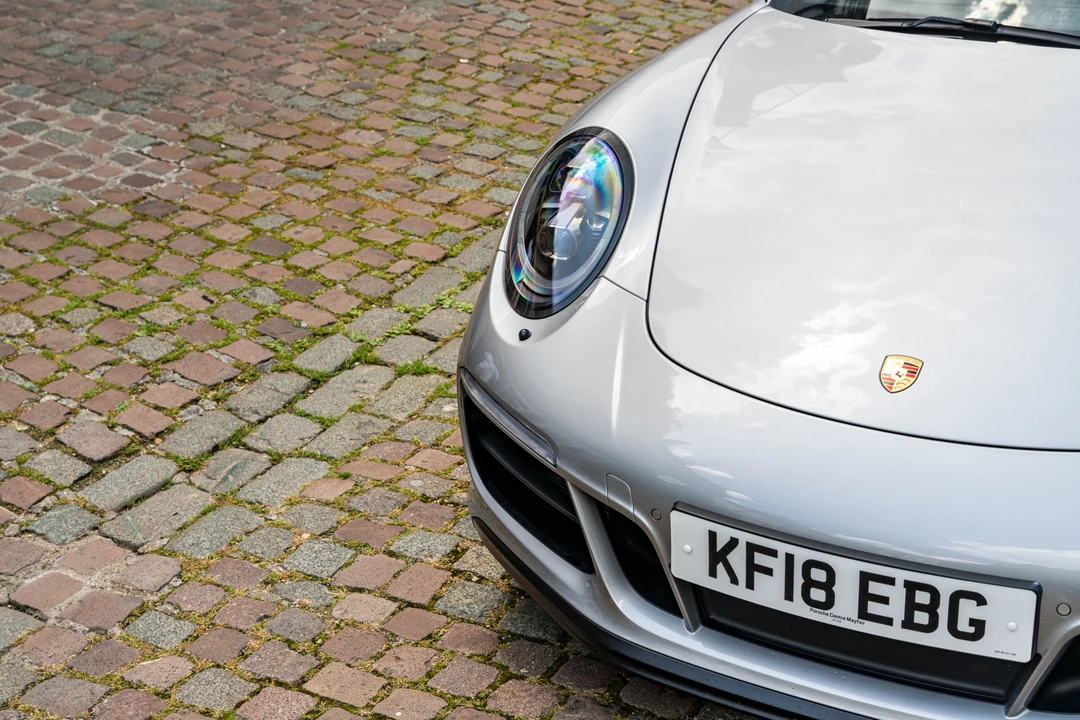 2018 Porsche 991 Carrera - Image 28 of 31