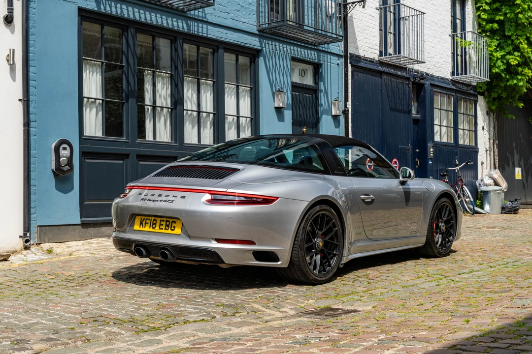 2018 Porsche 991 Carrera - Image 13 of 31