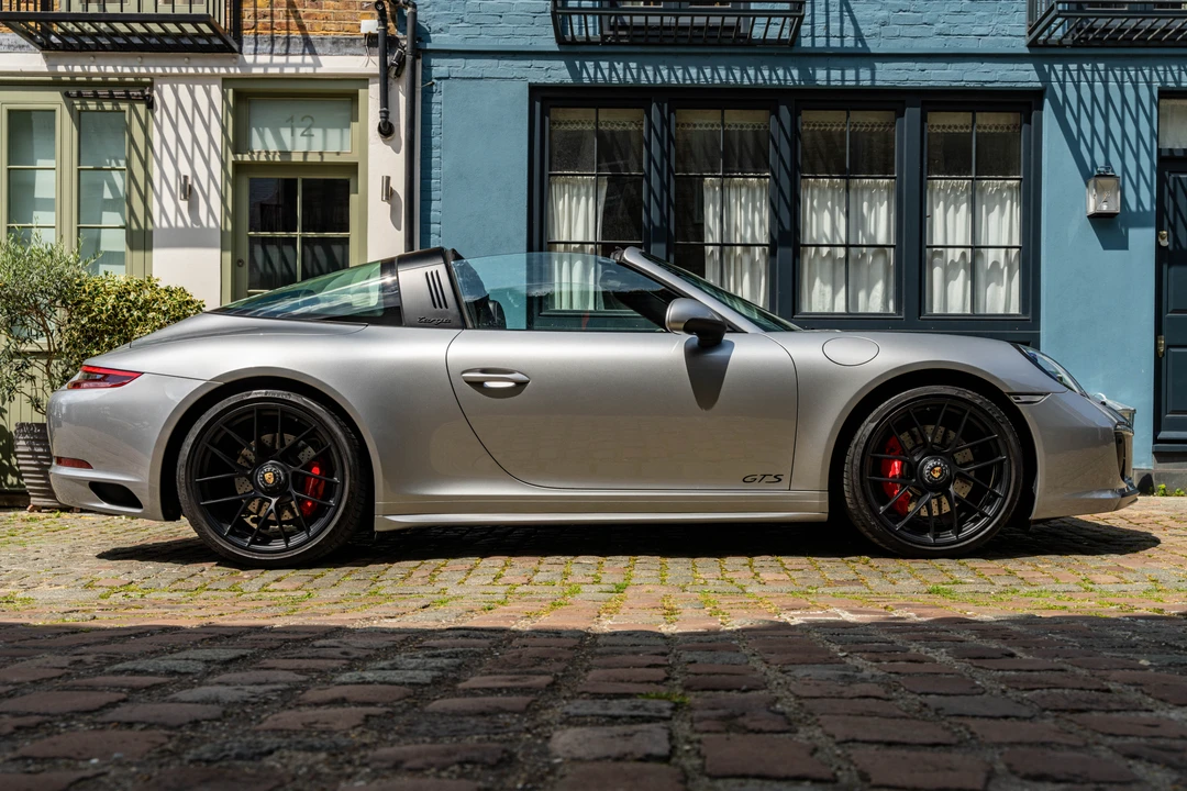 2018 Porsche 991 Carrera - Image 12 of 31