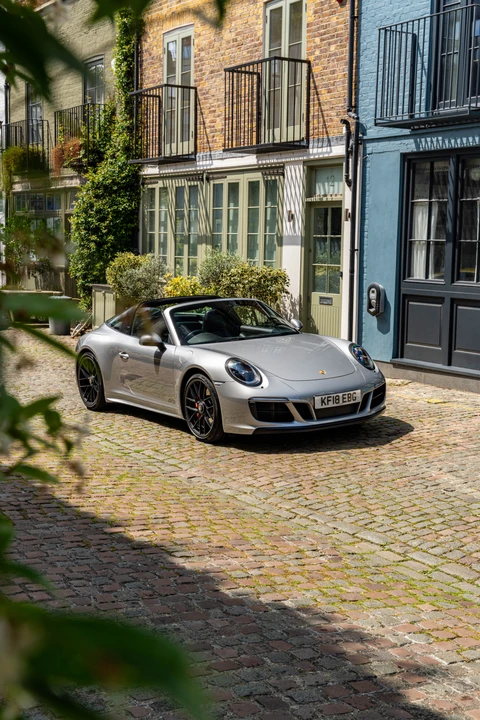 2018 Porsche 991 Carrera - Image 23 of 31