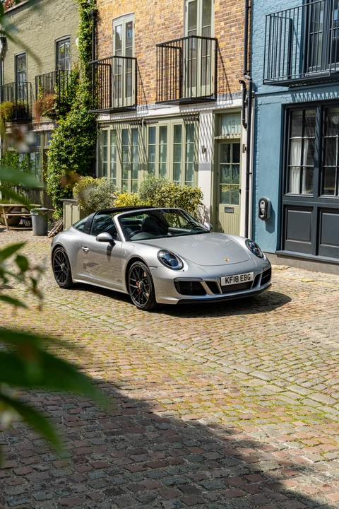 2018 Porsche 991 Carrera - Image 24 of 31