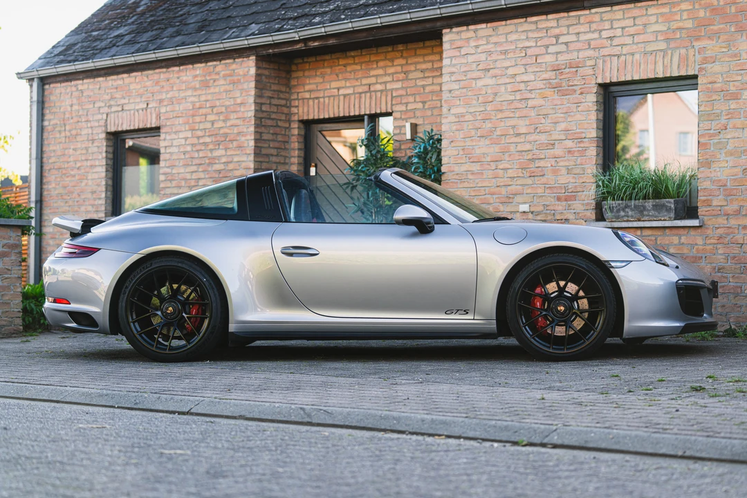 2018 Porsche 991 Targa 4 GTS - Image 8 of 31