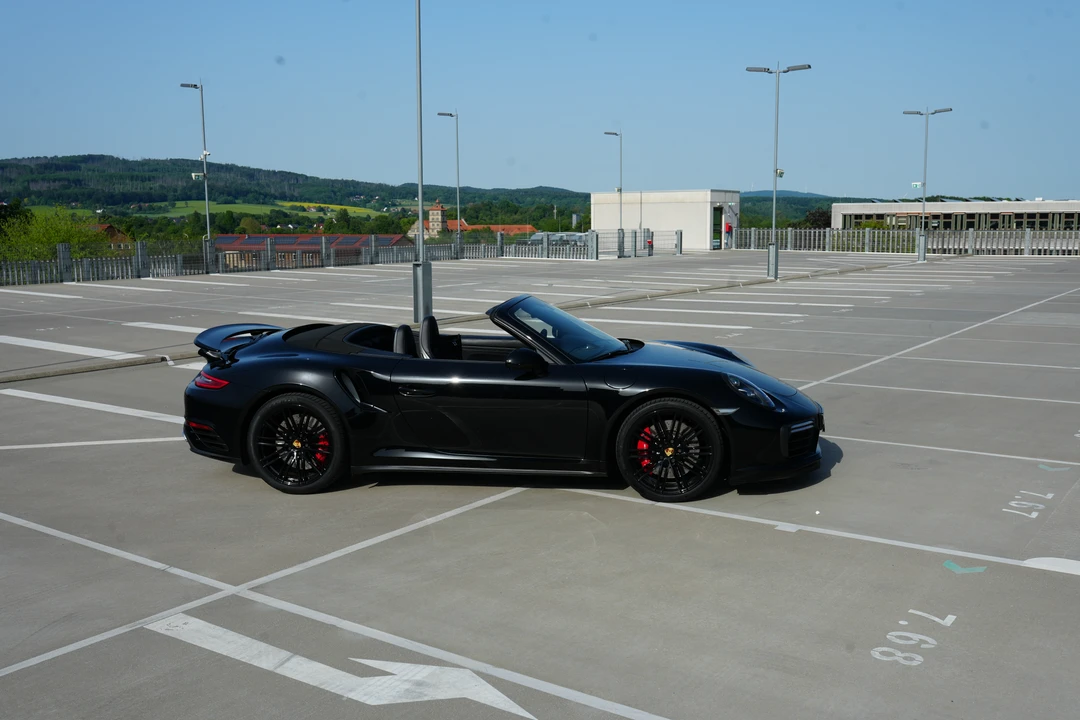 2018 Porsche 991 Turbo - Image 4 of 31