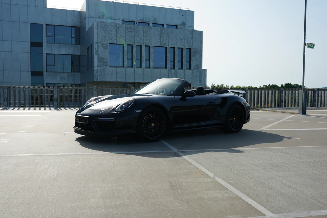 2018 Porsche 991 Turbo - Image 15 of 31