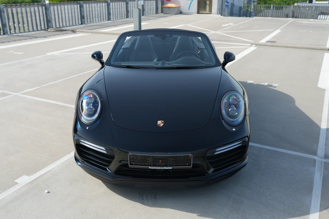 2018 Porsche 991 Turbo - Image 2 of 31