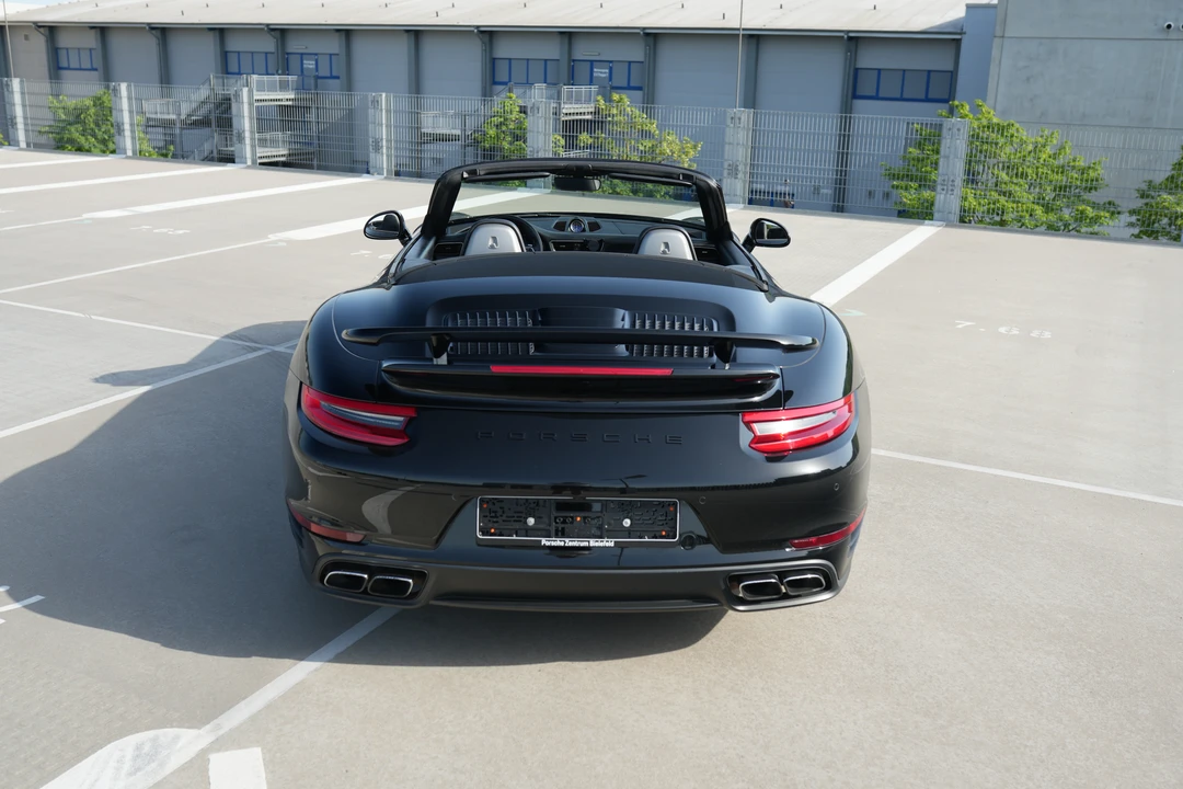 2018 Porsche 991 Turbo - Image 6 of 31