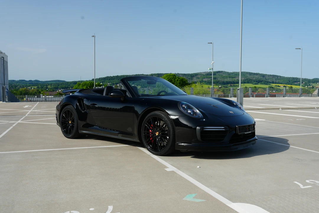 2018 Porsche 991 Turbo - Image 13 of 31