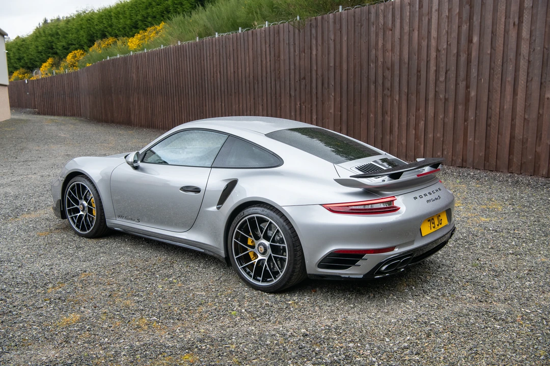 2018 Porsche 991 Turbo - Image 6 of 31