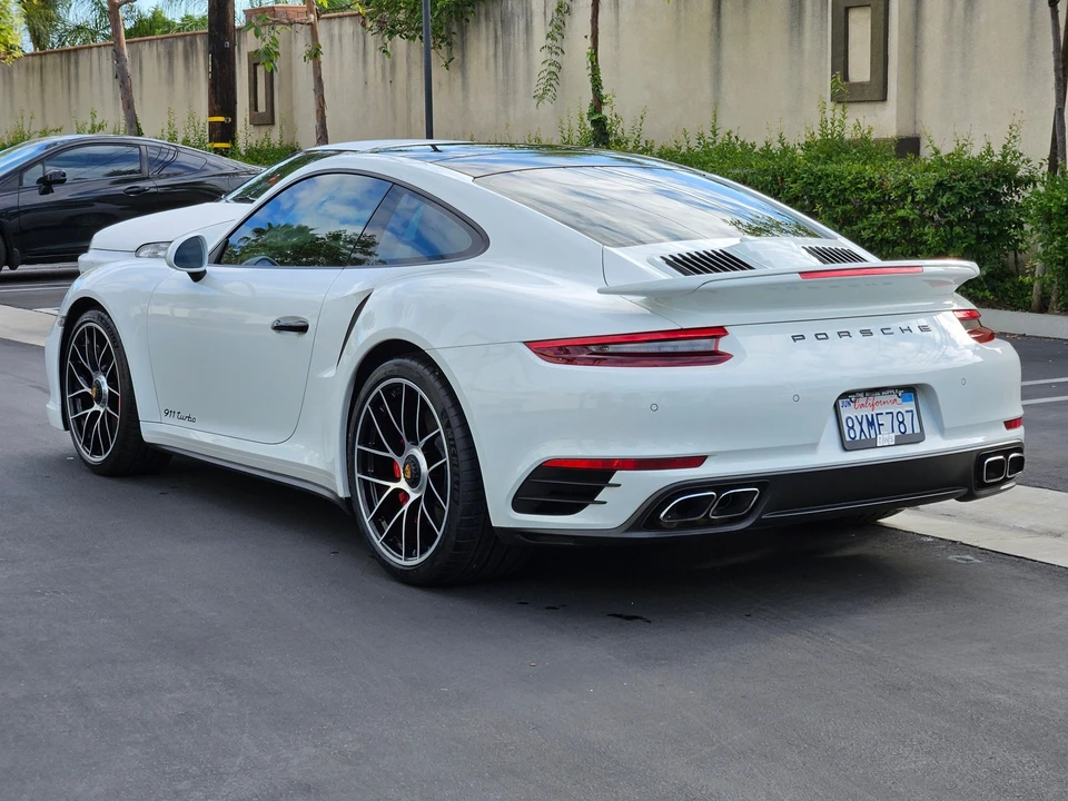 2018 Porsche 991 Turbo - Image 6 of 19