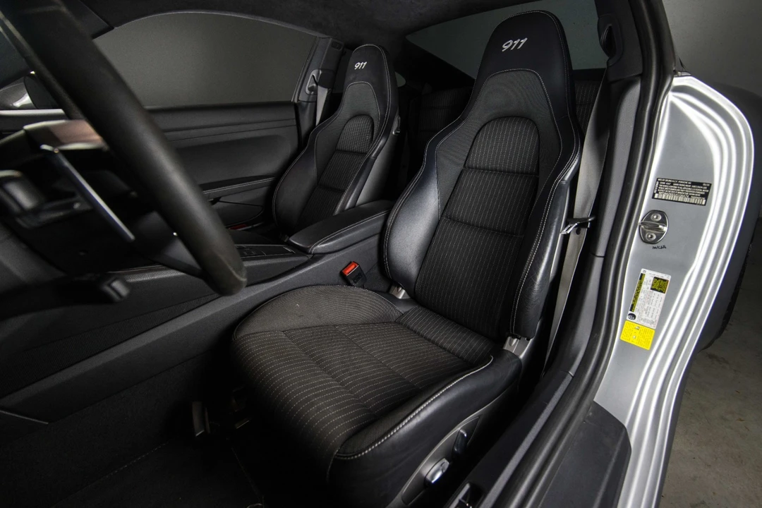 2018 Porsche 991 Carrera - Image 12 of 21