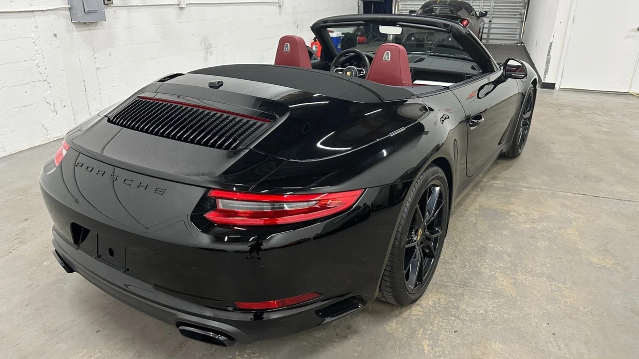 2018 Porsche 991 Carrera - Image 8 of 21