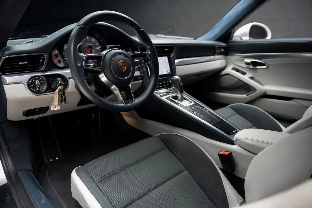 2018 Porsche 991 Carrera - Image 2 of 31