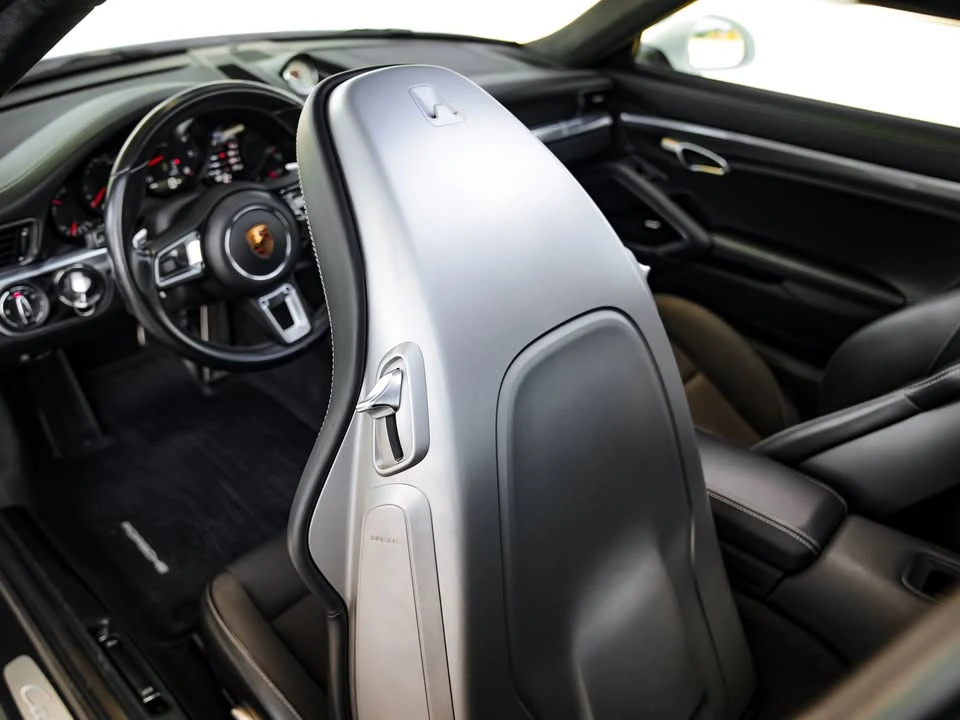 2018 Porsche 991 Carrera - Image 16 of 19