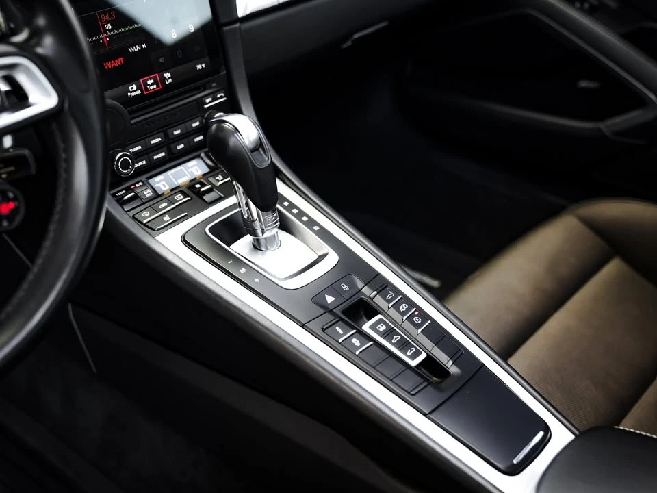 2018 Porsche 991 Carrera - Image 14 of 19