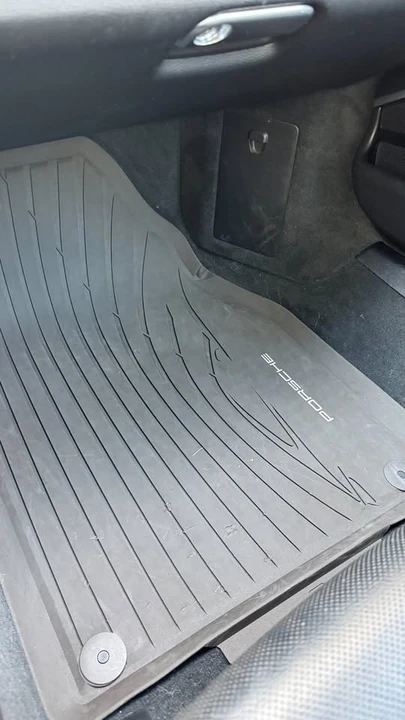 2018 Porsche 991 Carrera - Image 8 of 20
