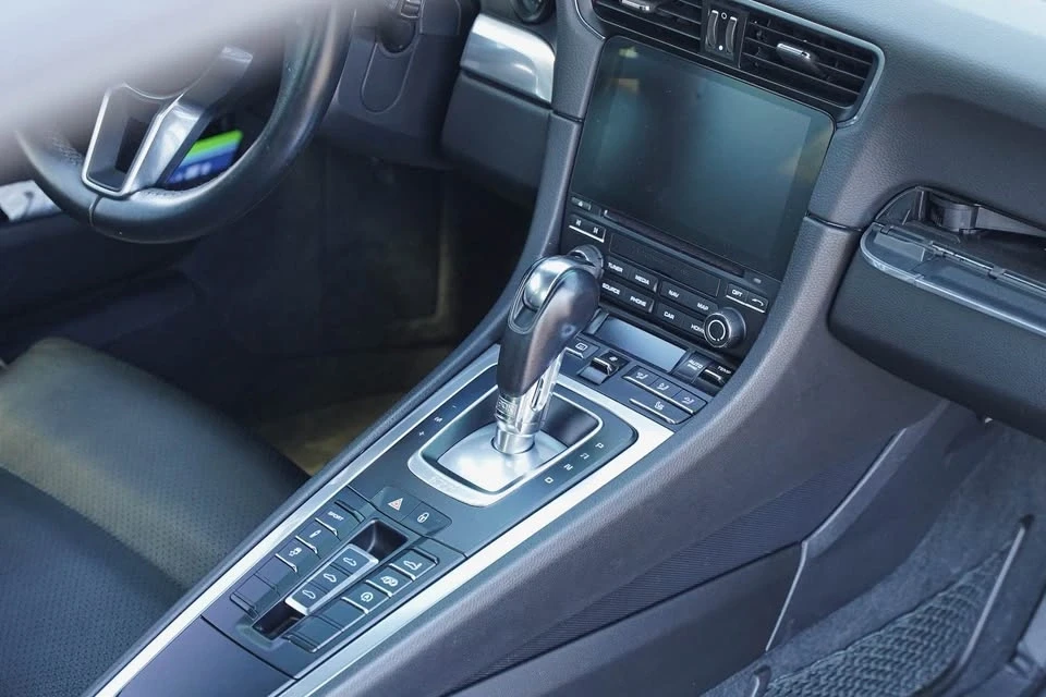 2018 Porsche 991 Carrera - Image 9 of 10