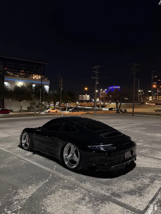2018 Porsche 991 Carrera - Image 18 of 19