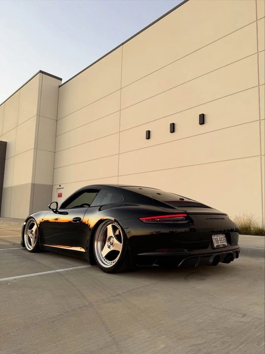2018 Porsche 991 Carrera - Image 16 of 19