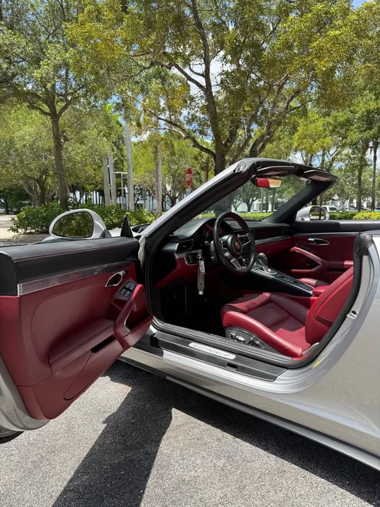 2018 Porsche 991 Carrera 4 - Image 18 of 20