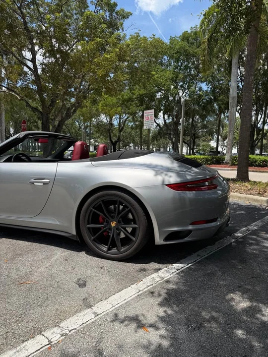 2018 Porsche 991 Carrera 4 - Image 11 of 20