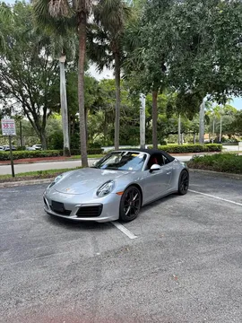 2018 Porsche 911 Carrera 4 Cabriolet