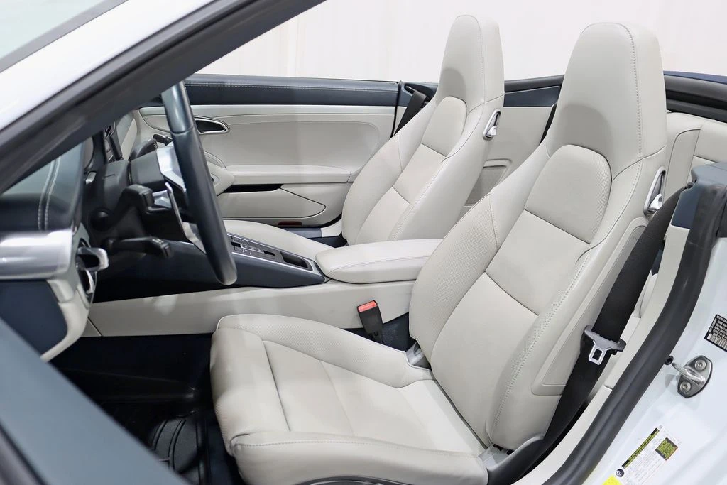 2018 Porsche 991 Carrera 4 - Image 27 of 31