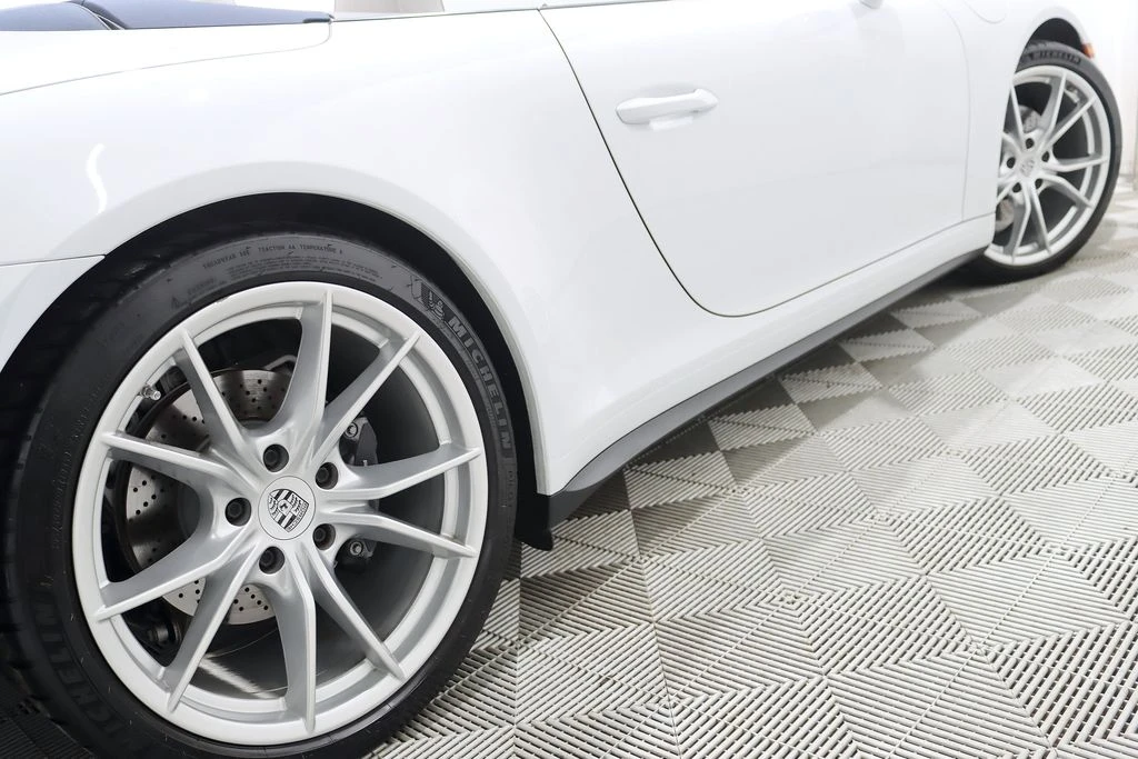 2018 Porsche 991 Carrera 4 - Image 12 of 31